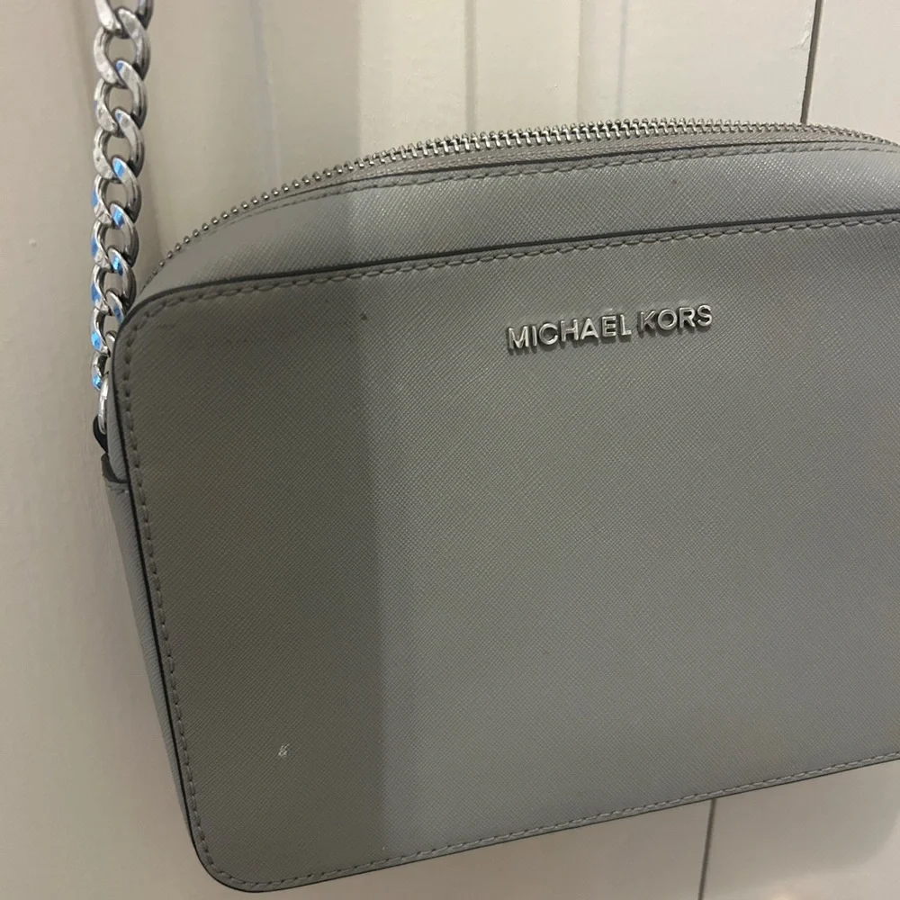 Michael Kors Elegant Gray Crossbody Bag